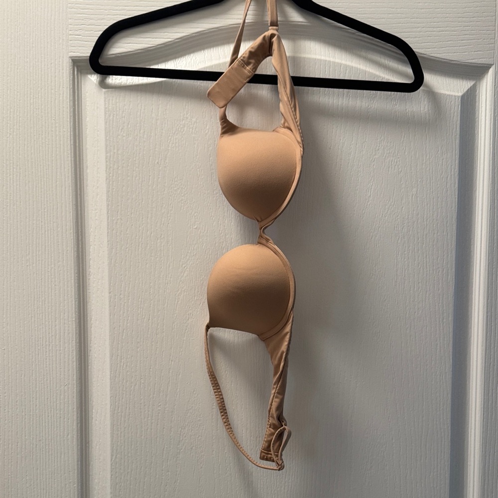 NWOT Skims Everyday Padded T-Shirt Bra - Nude